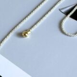 留め具がないネックレス